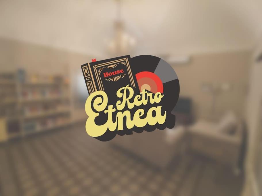 Retroetnea - Appartamento In Centro Storico - Con Camere Comunicanti Catania Luaran gambar